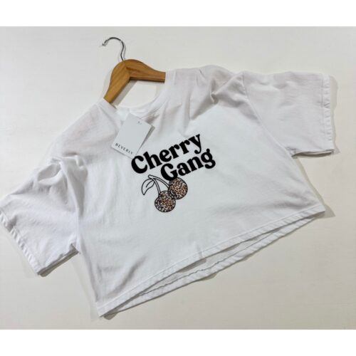 REMERA CHERRY GANG