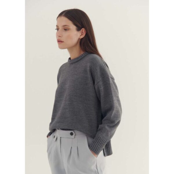 Diseño sin título - 2025-04-16T151154.495 SWEATER C/ TAJO